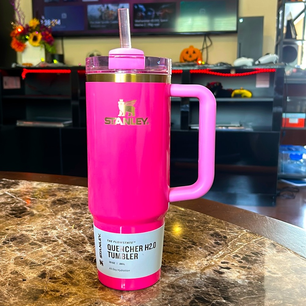 Limited edition pink paradise Stanley